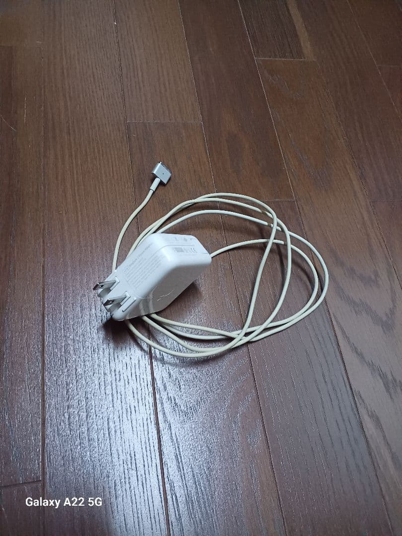 MacBook Air 13インチ シルバー　2015