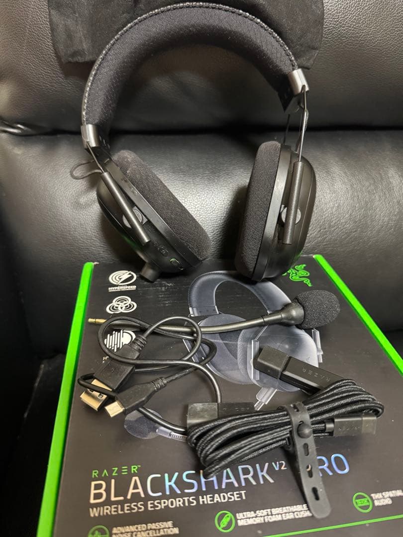 Razer BLACKSHARK V2 PRO ゲーミングヘッドセット