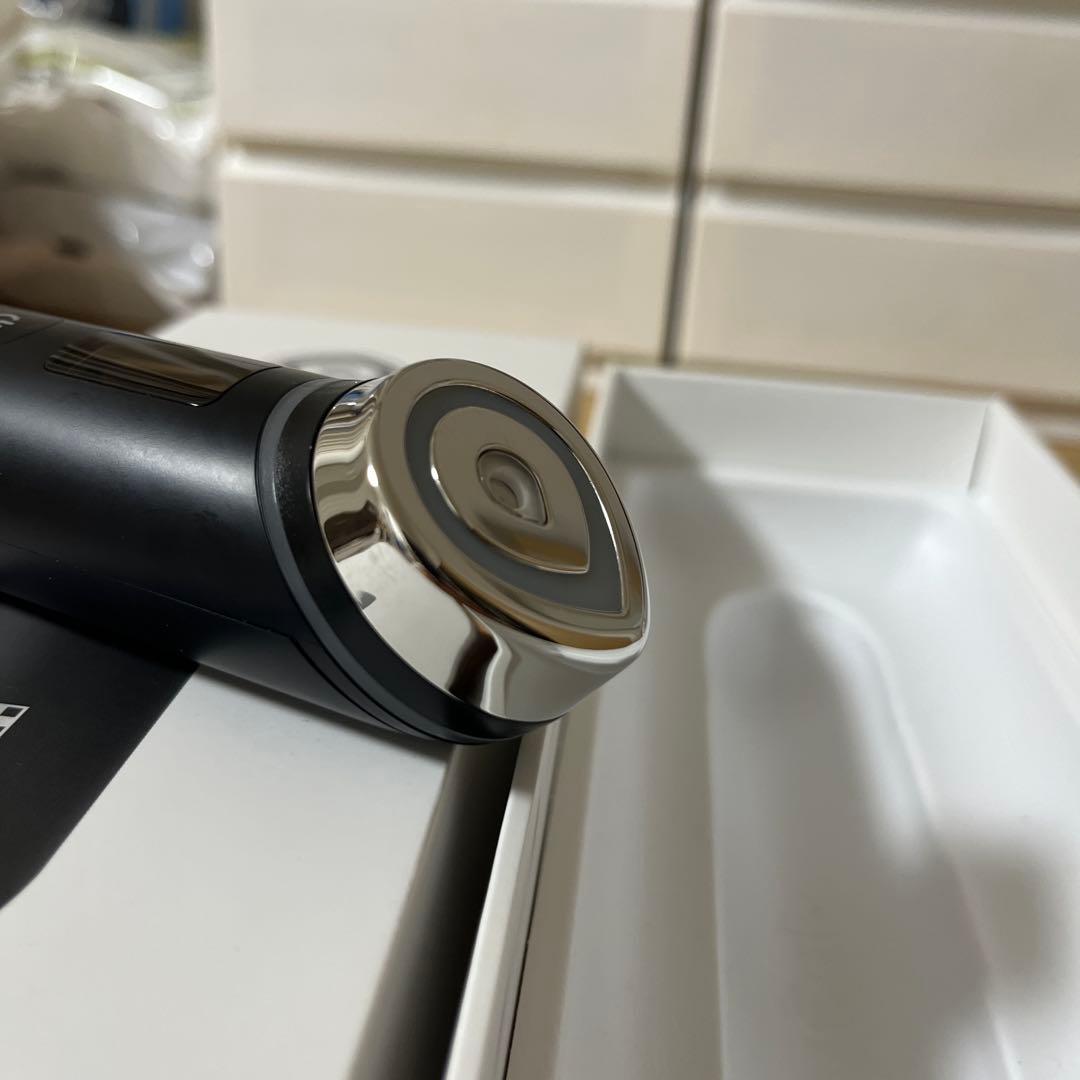 ブースタープロ　美顔器　メディキューブ