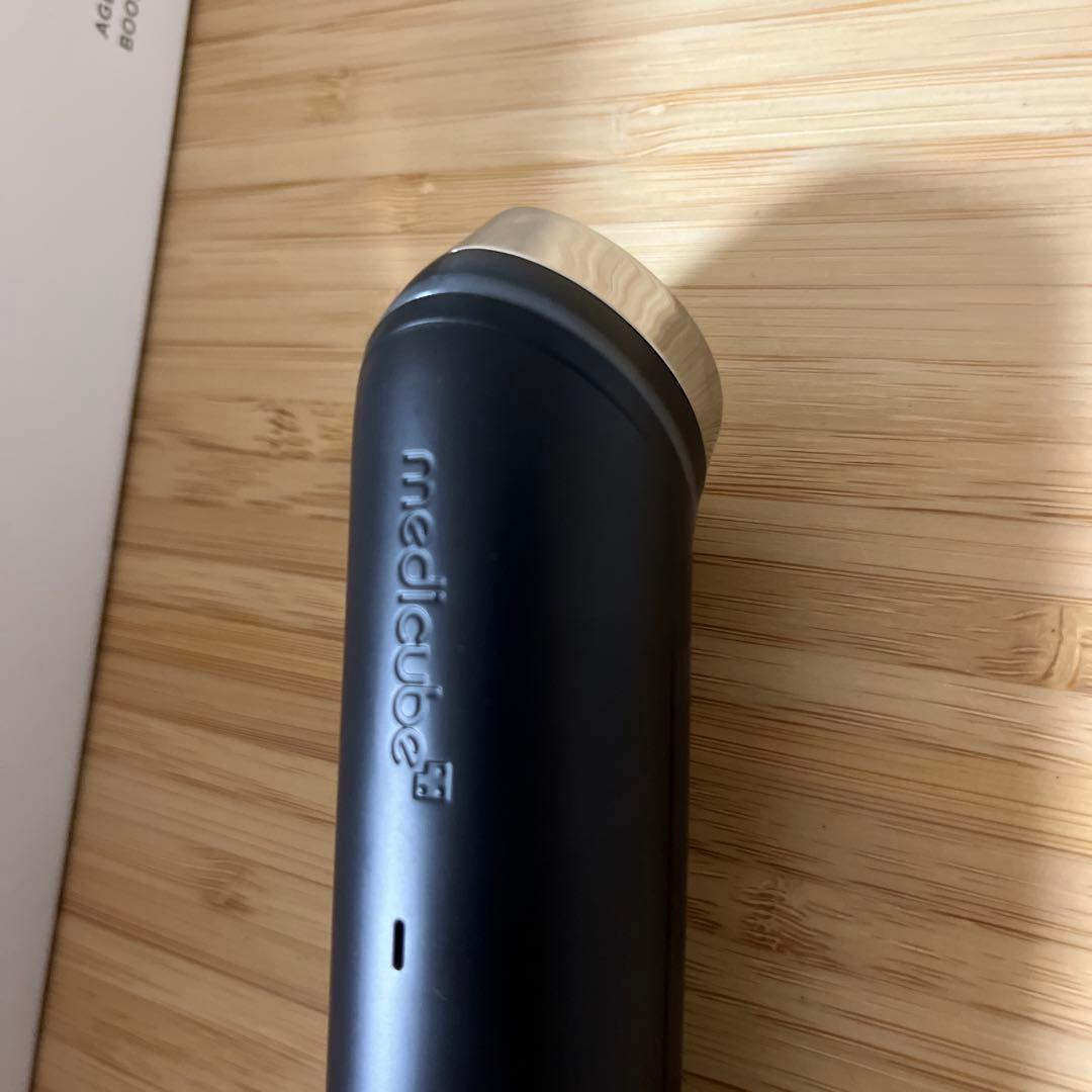 ブースタープロ　美顔器　メディキューブ