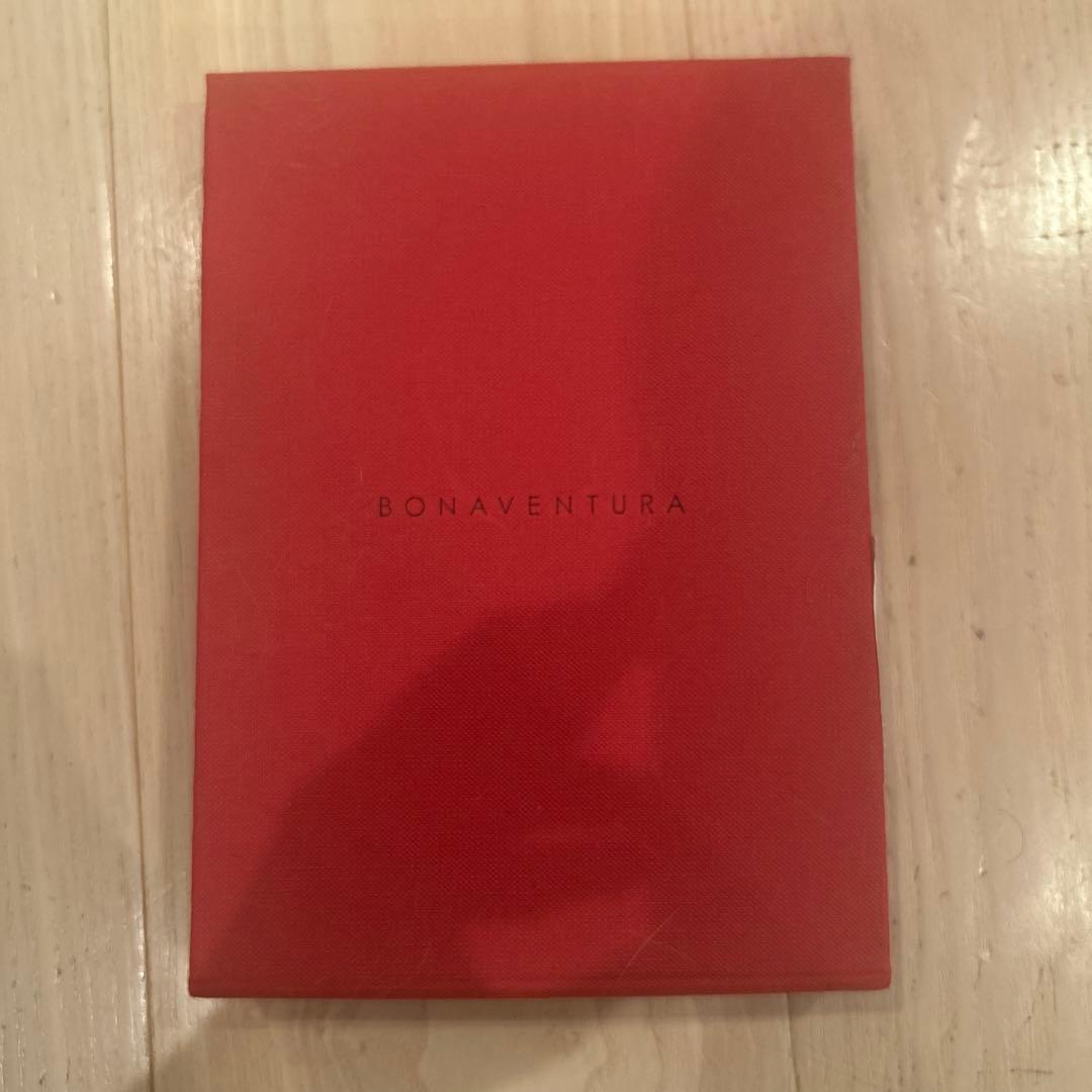 ボナベンチュラ iPhone16pro エトープ