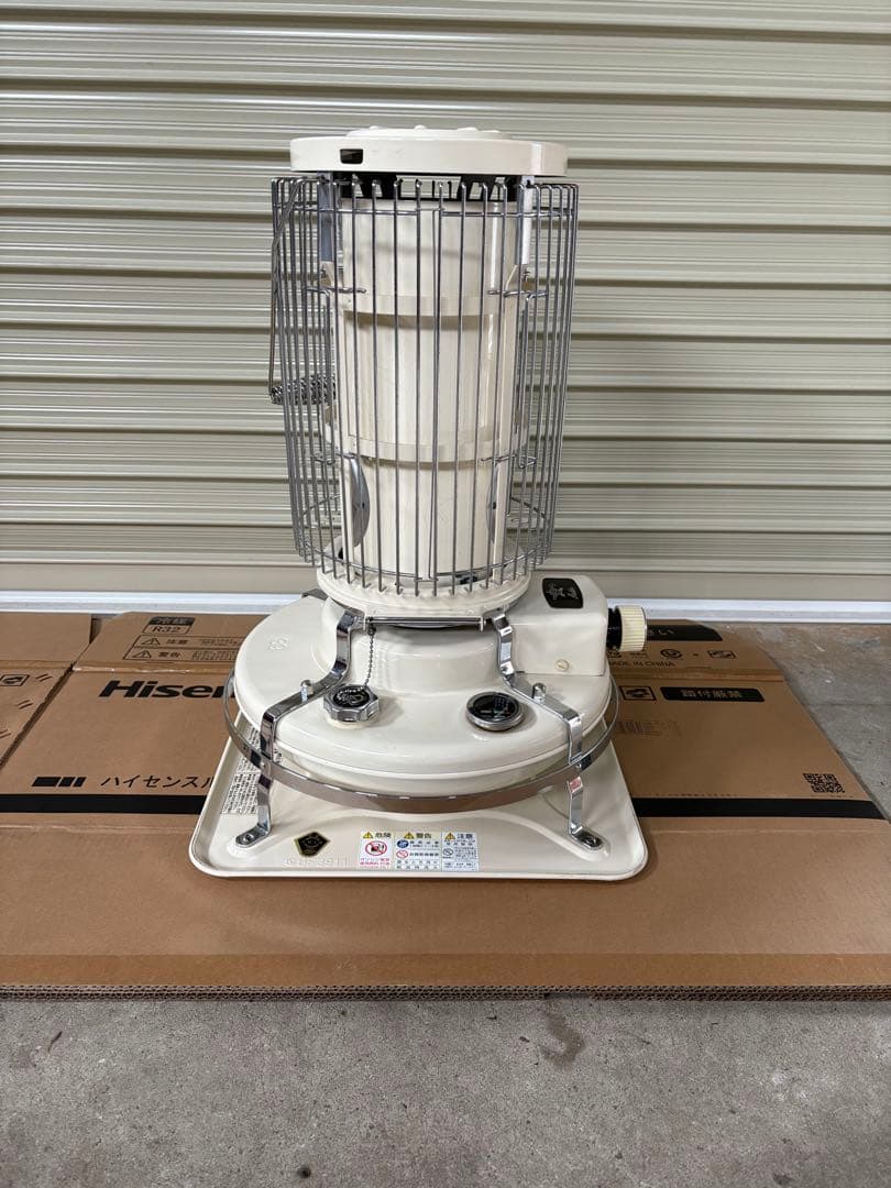 中古品石油ストーブ　ブルーフレームヒーター【Aladdin】BF3911ホワイト