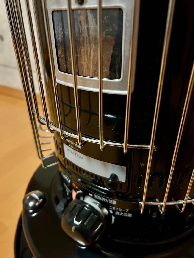 トヨトミ 対流型石油ストーブ KS-67H ブラック 黒　2018年製