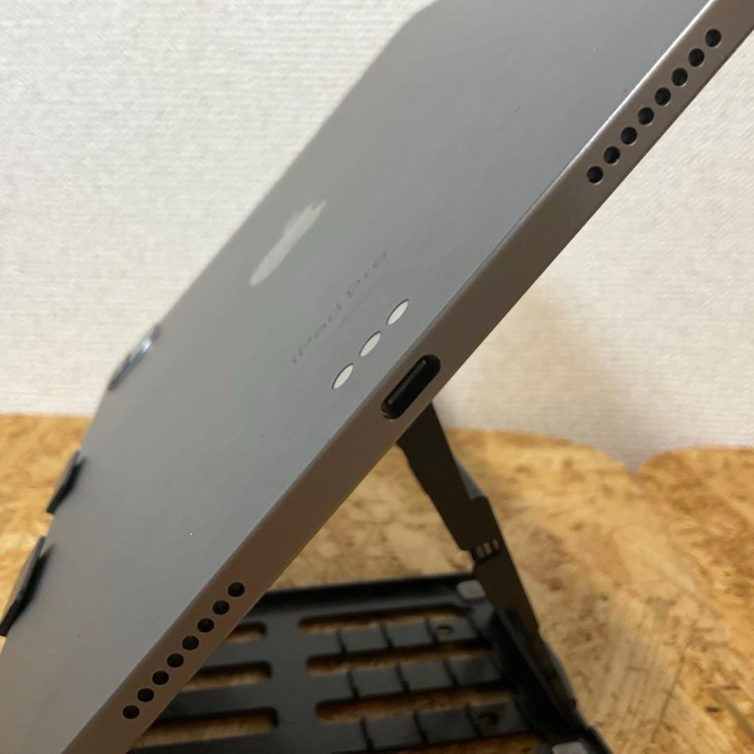 iPad Pro 11インチ 第4世代 Wi-Fiモデル128GB＋充実した付属
