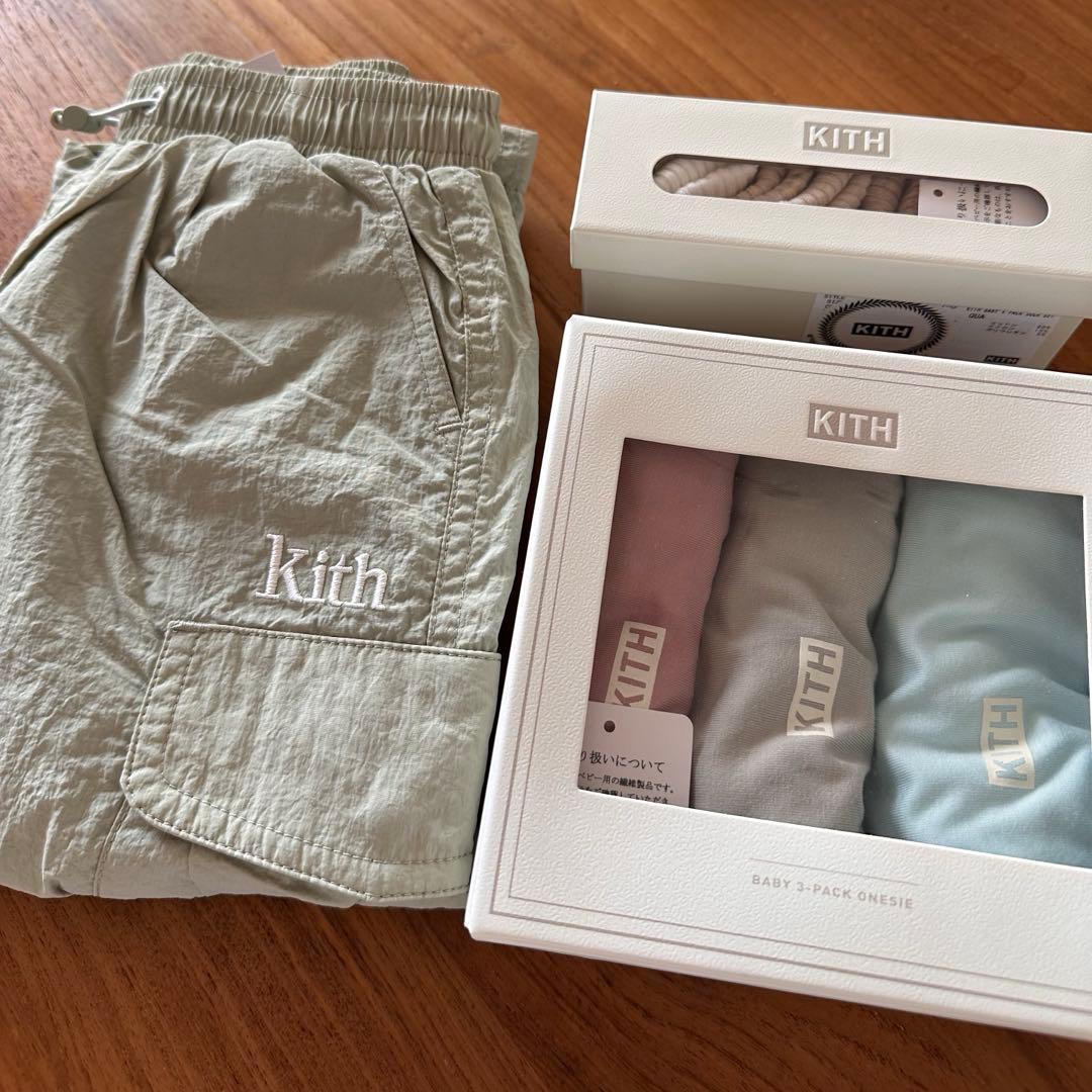 専用 【KITH】新品未使用　ロンパース ソックスセット 半袖 60 3M