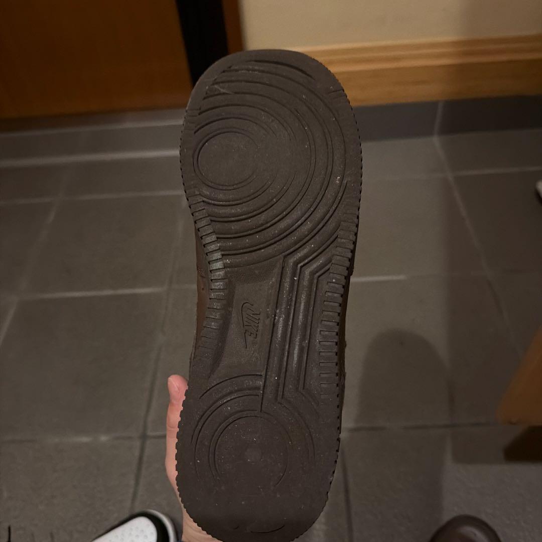 Nike Air Force 1 Supreme ダークブラウン