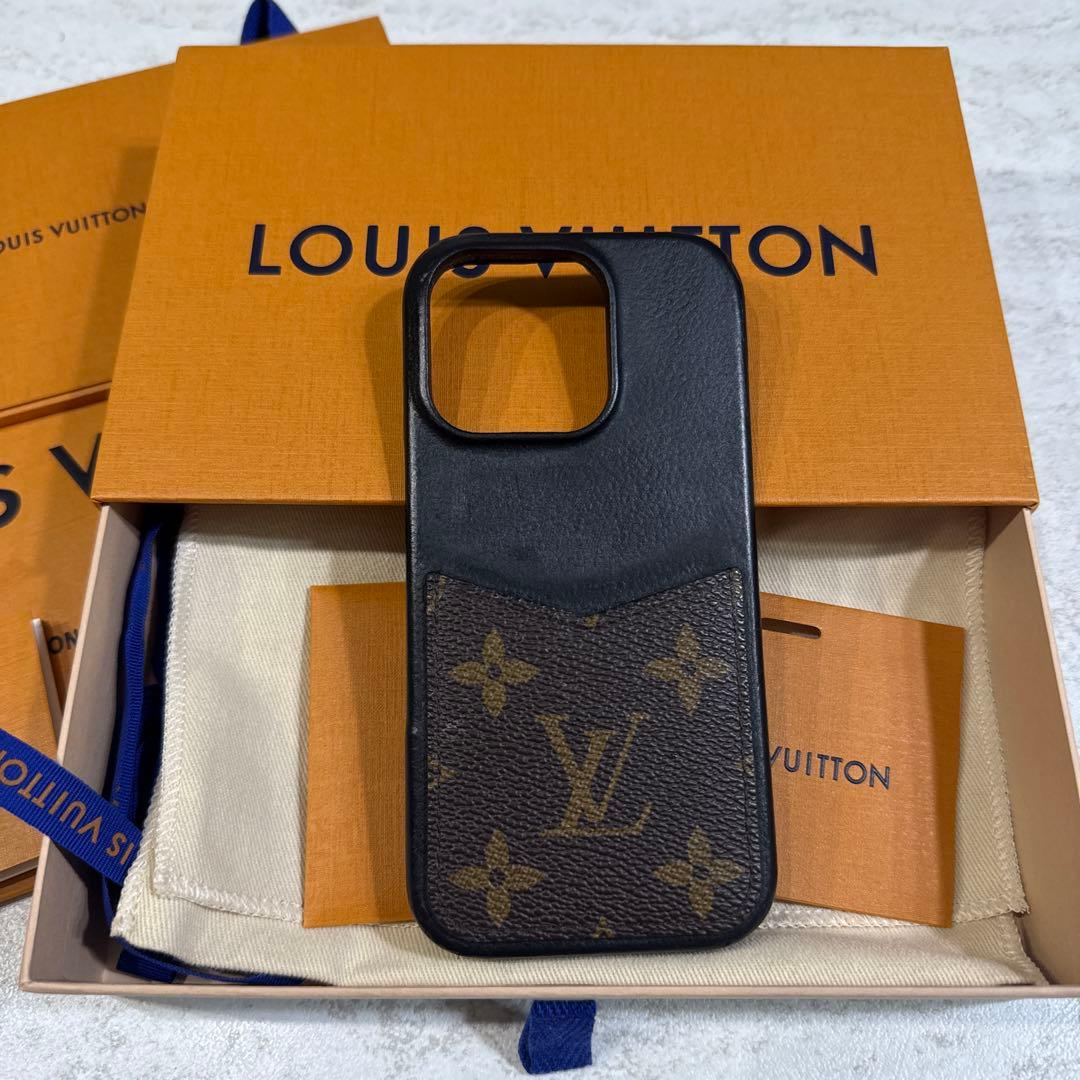 美品★Louis Vuitton iPhone16 pro 用ケース