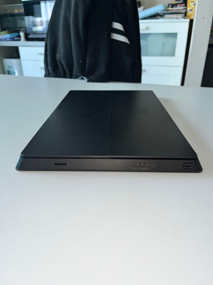 ニ*ク様 Surfece Pro Windows11 Proライセンス認証済み