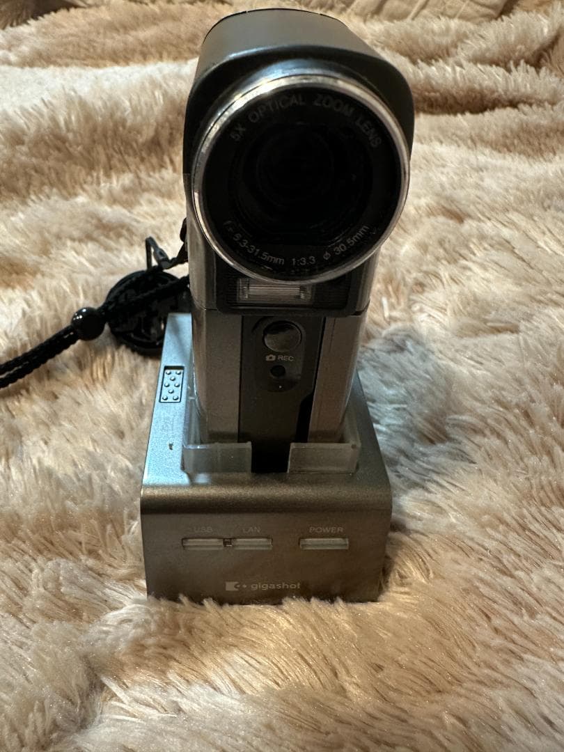 美品　TOSHIBA　gigashot　MEHV10　ハードディスクカメラ