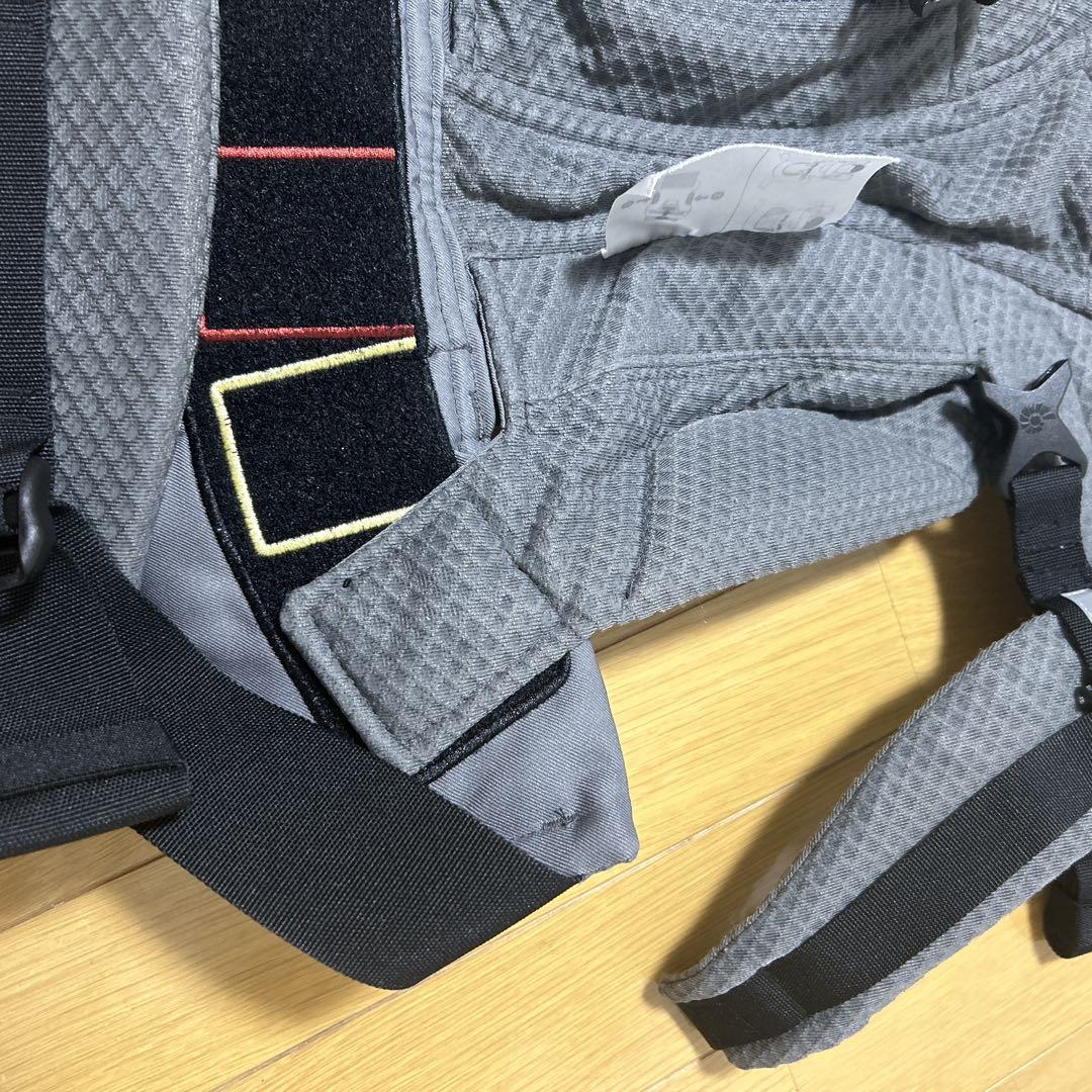 【美品】エルゴベビー オムニブリーズ グラファイトグレー 抱っこ紐