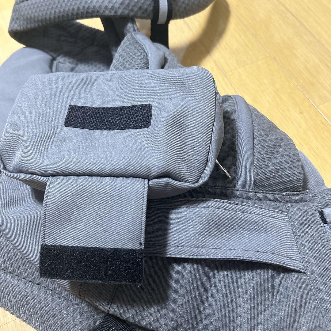 【美品】エルゴベビー オムニブリーズ グラファイトグレー 抱っこ紐