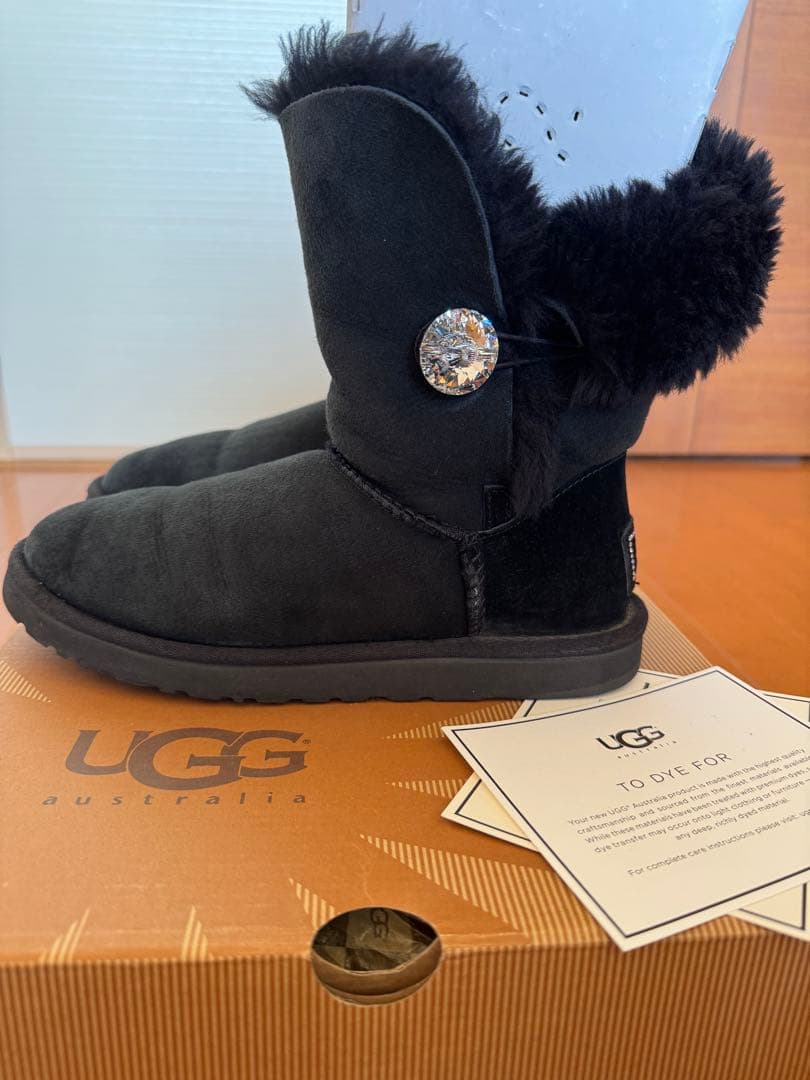 値下げ　UGG W Bailey Bling 黒ムートンブーツ 24cm US7