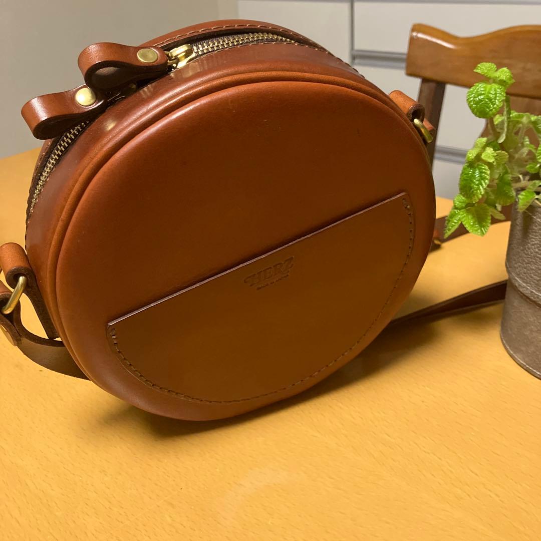 お値下げしました。HERZ まんまるショルダーポシェット（CK-19）