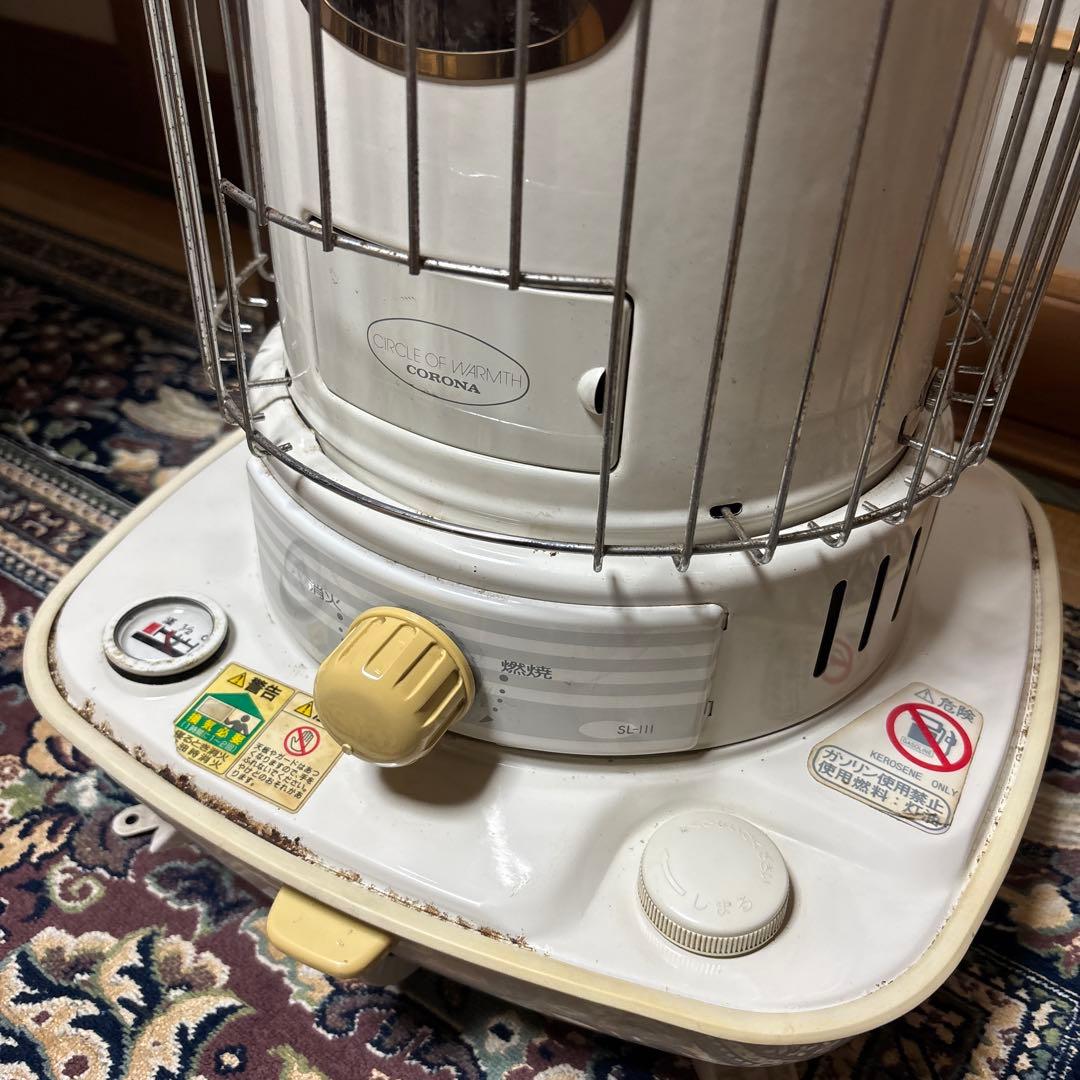 送料込 コロナ 灯油ストーブ 円筒形 ホワイト