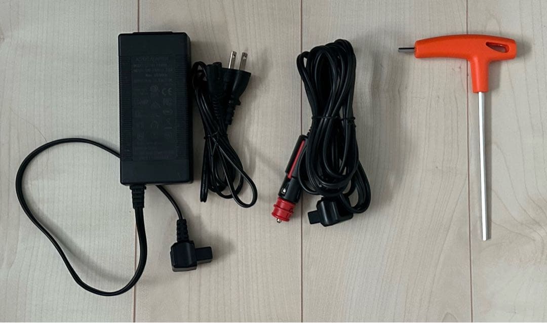 SUNPIE 車載用冷蔵庫 30リットル 2室 独立温度設定 コンプレッサー式