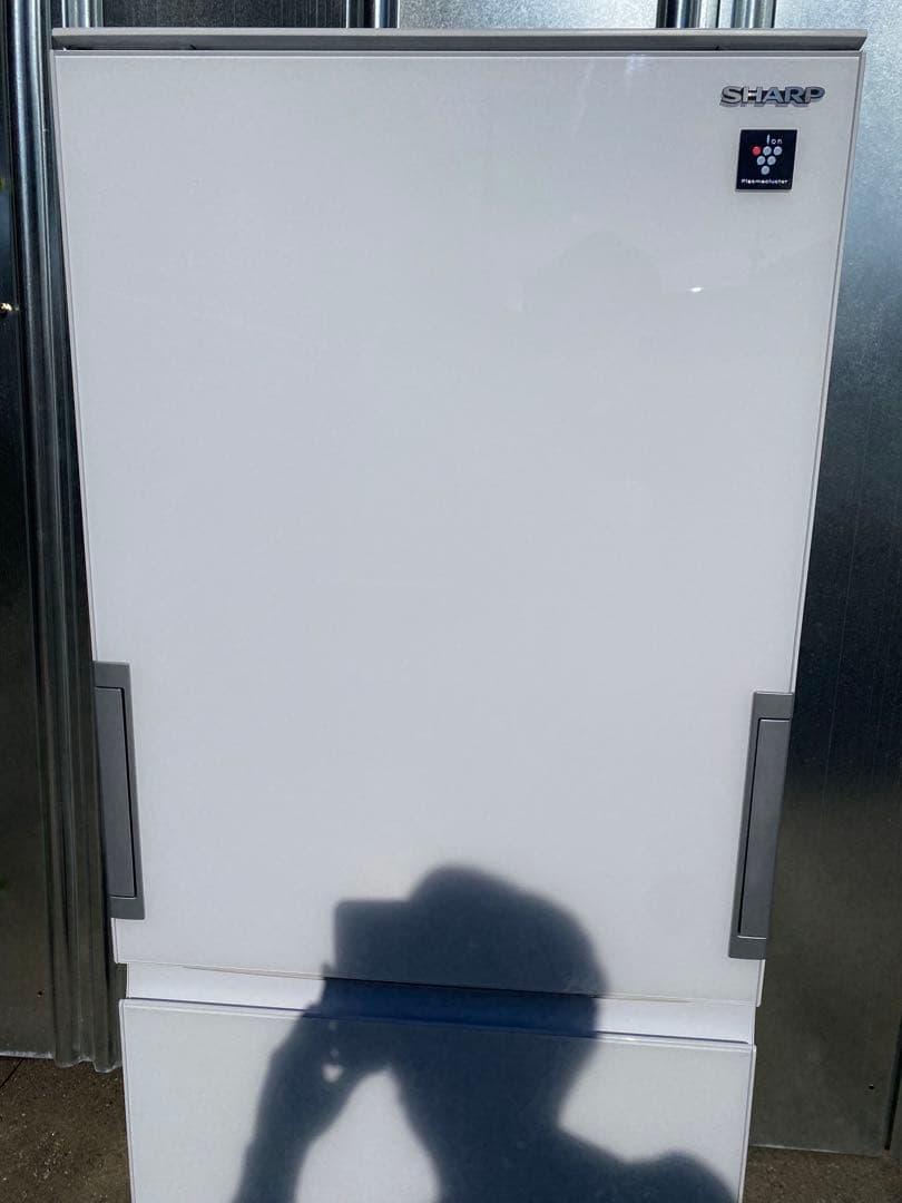 【B16】美品　シャープ　350L冷蔵庫 SJ-GW35H-W　22年製