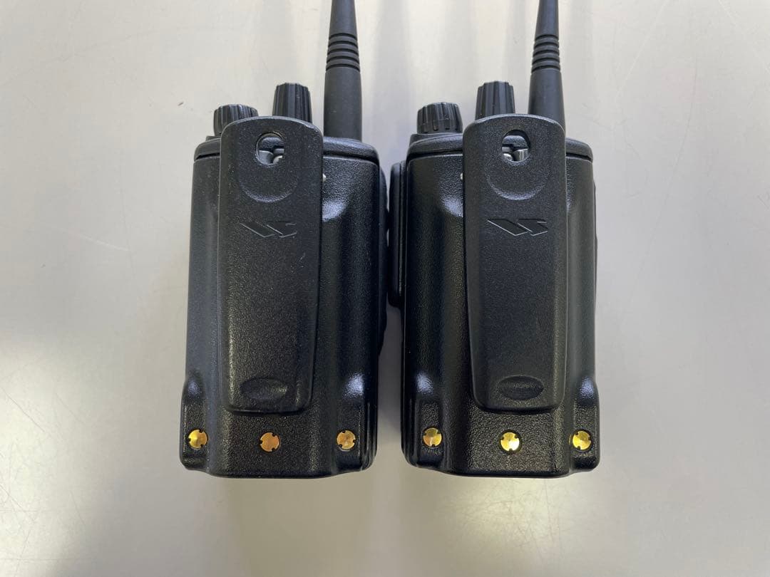 t*a様 スタンダード製　デジタル携帯型無線機 VXD450U