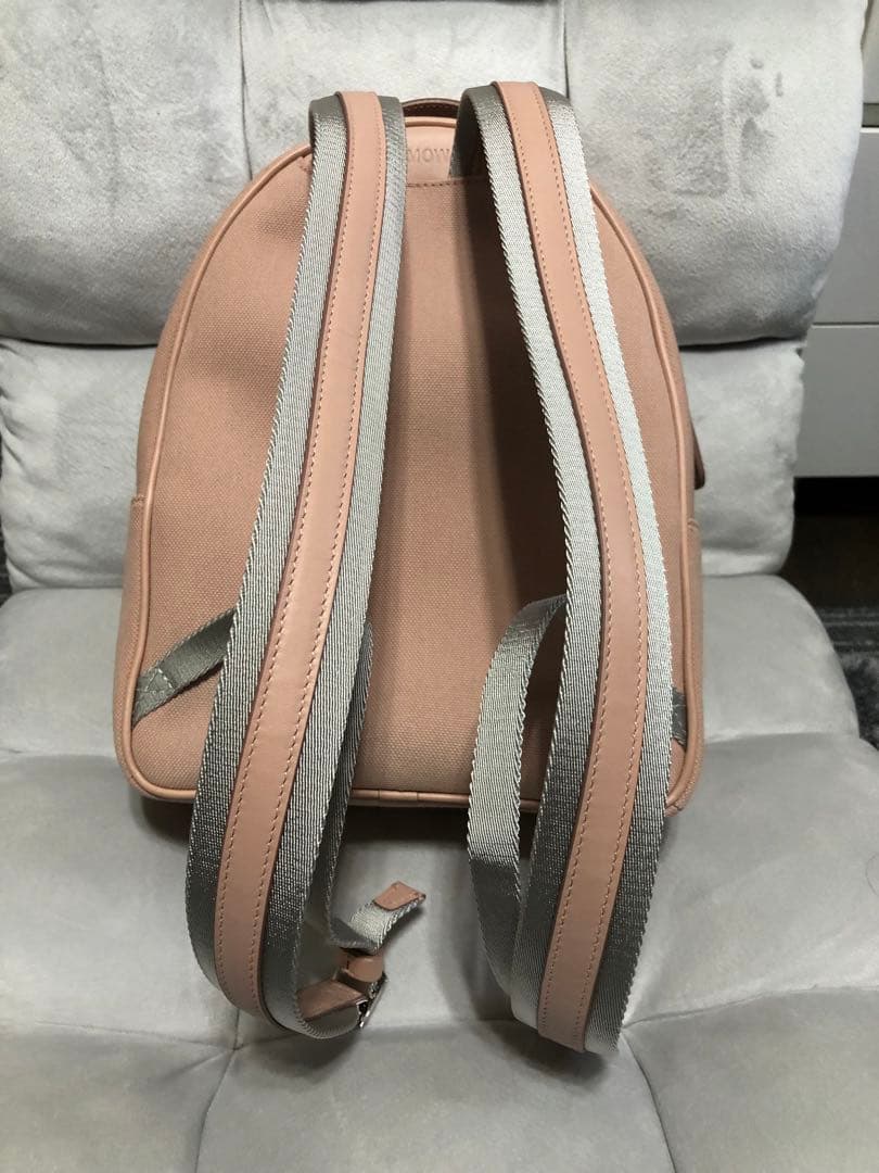 RIMOWA ピンク ラウンド型リュック