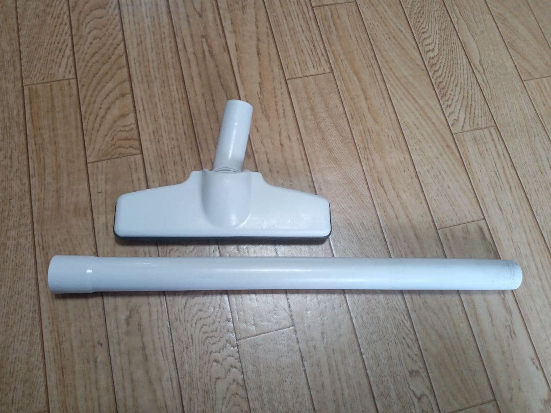 マキタ10.8V充電式クリーナーCL107FD　 バッテリー、充電器付