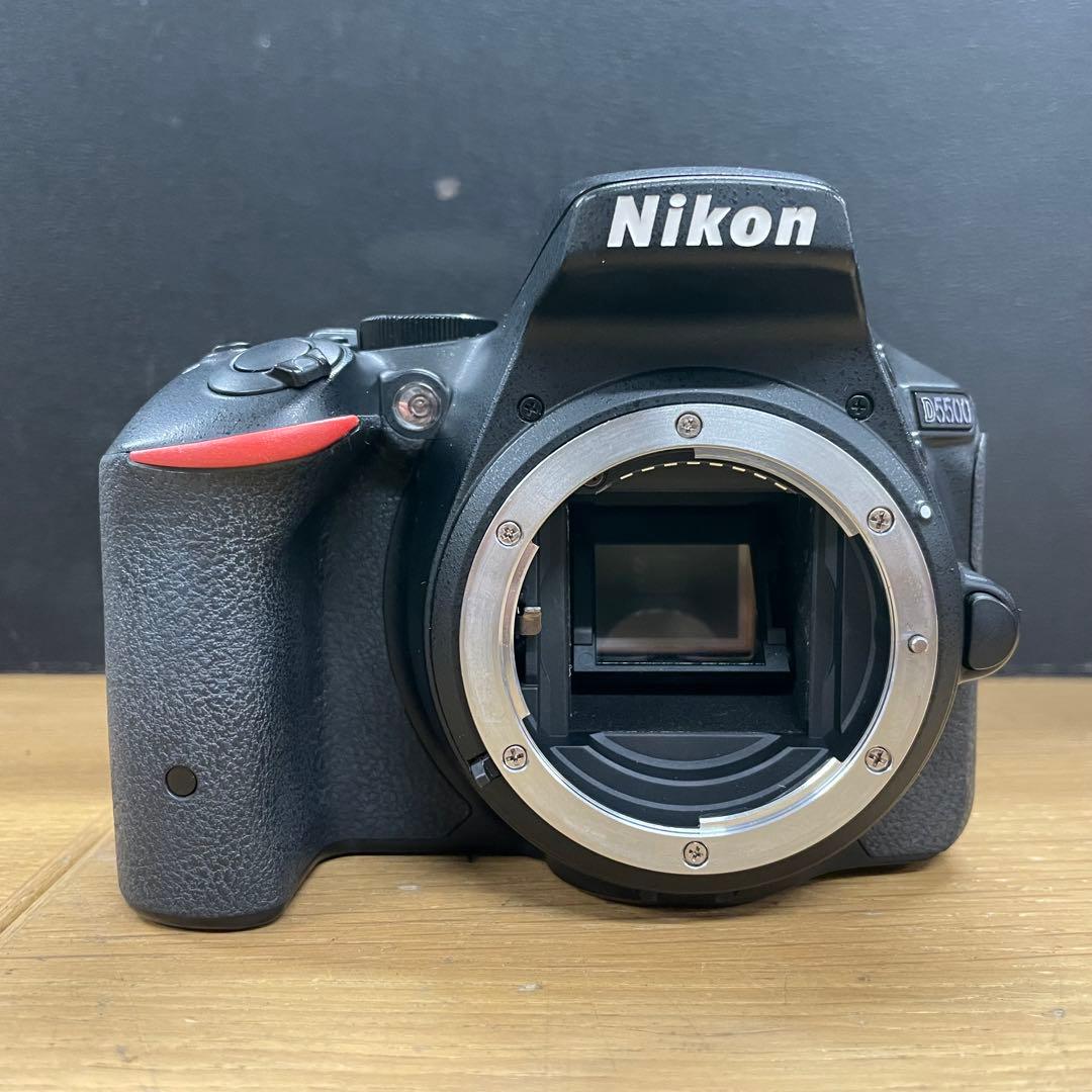 動作品 Nikon D5500 18-55mm VR レンズセット 一眼レフ