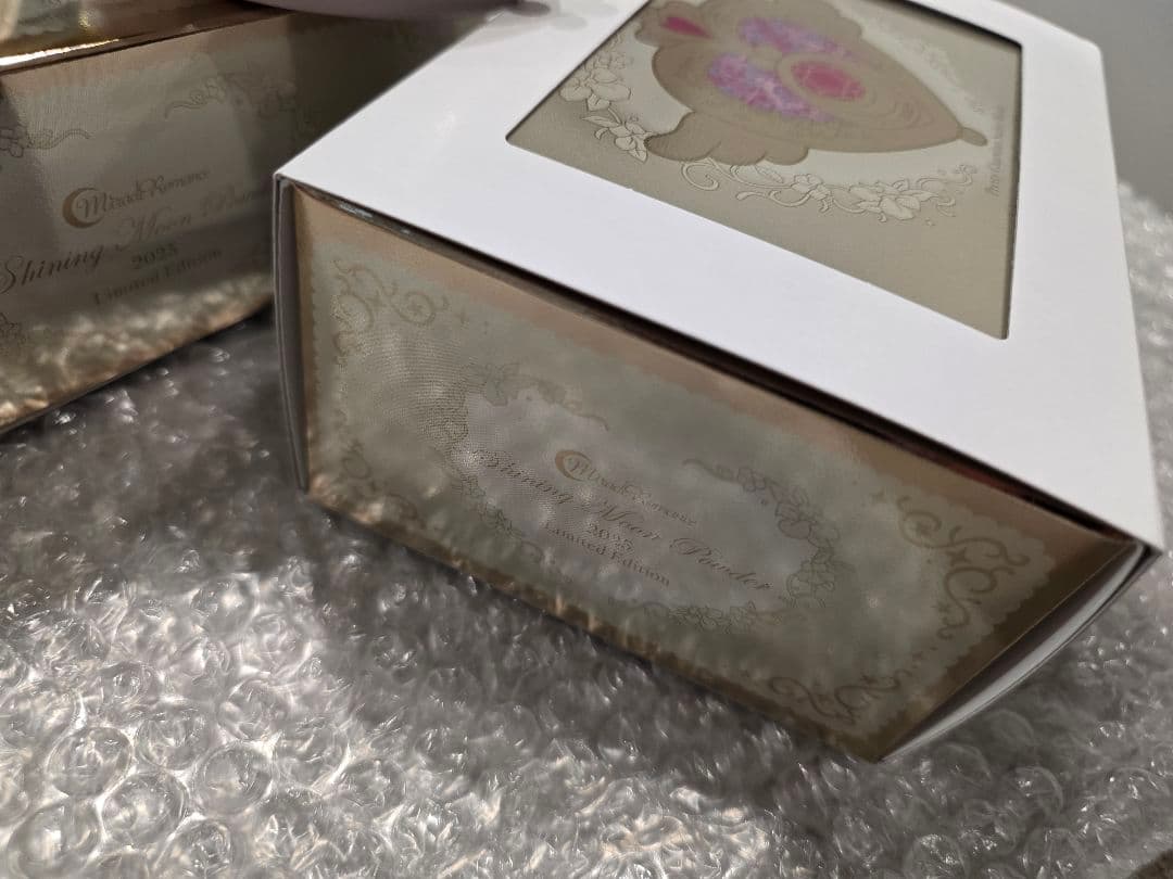 ミラクルロマンス シャイニングムーンパウダー2025 クライシスムーンコンパクト