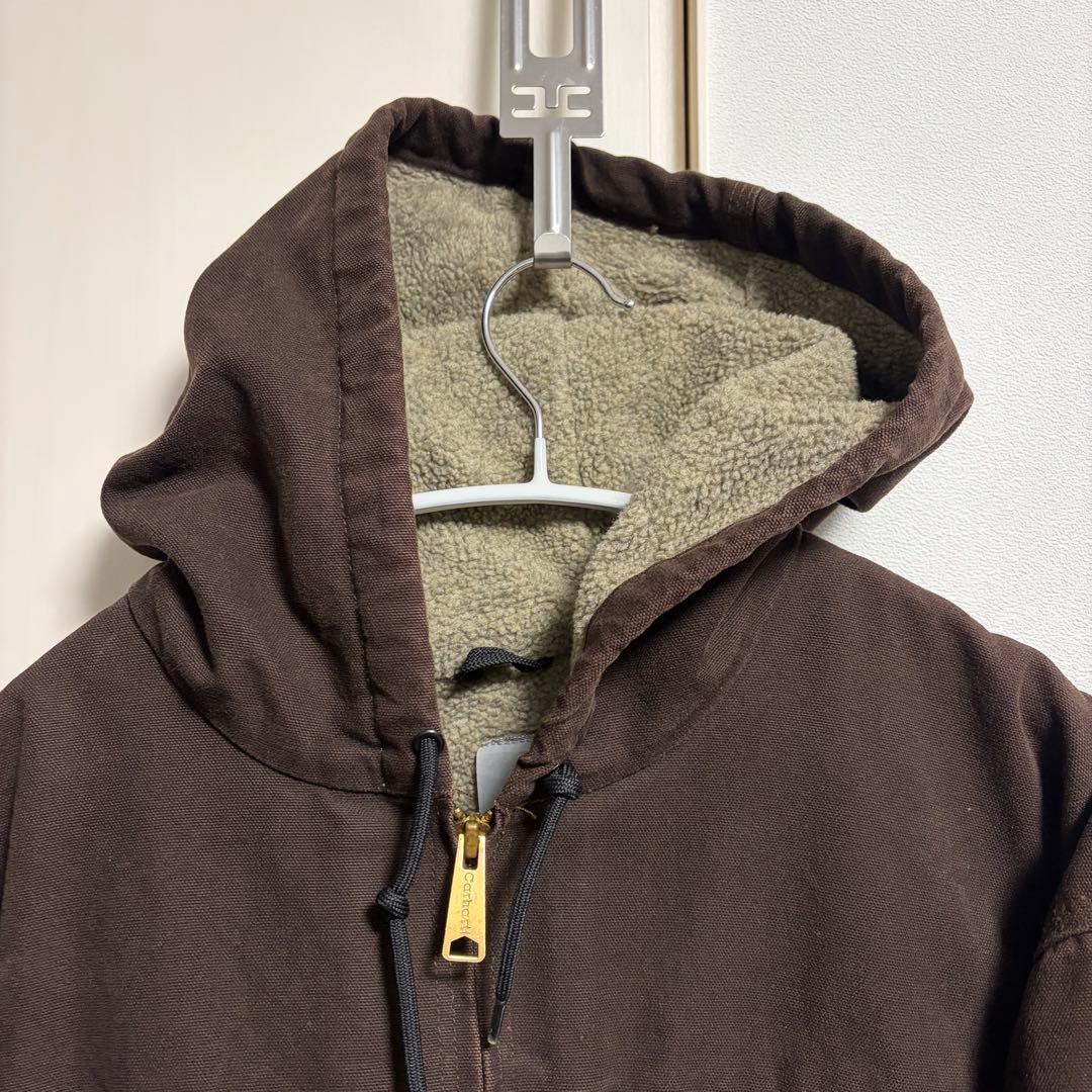 カーハートのシエラジャケット　ボアジャケットダックジャケットアクティブジャケット