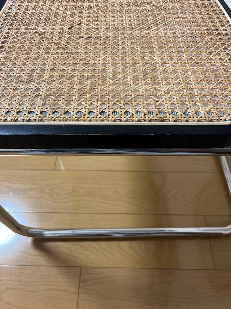 KuHoN チェスカアームレスチェア ブラック