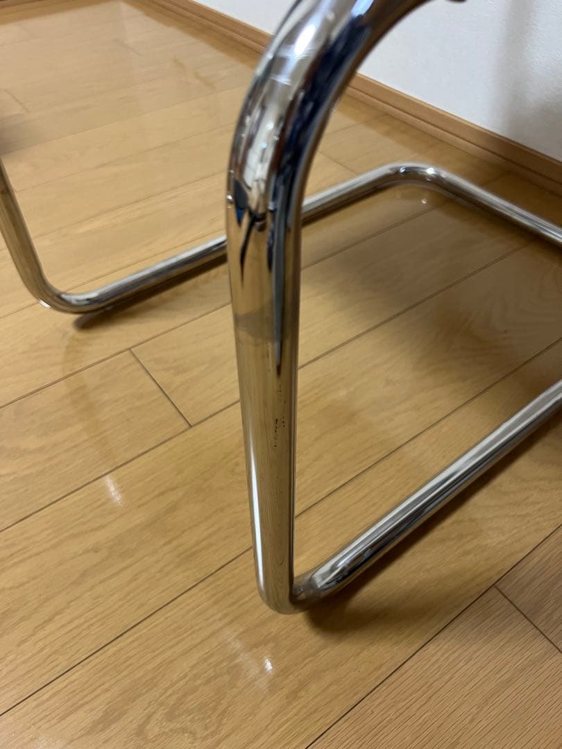 KuHoN チェスカアームレスチェア ブラック