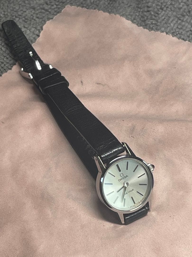 OMEGA 手巻き　正確稼働　オニキスリュウズ　裏蓋シール　純正尾錠・ベルト・箱