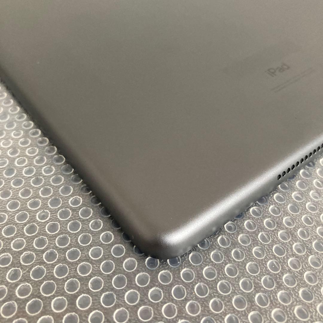 2825【早い者勝ち】iPad7 第7世代 32GB WIFIモデル☆