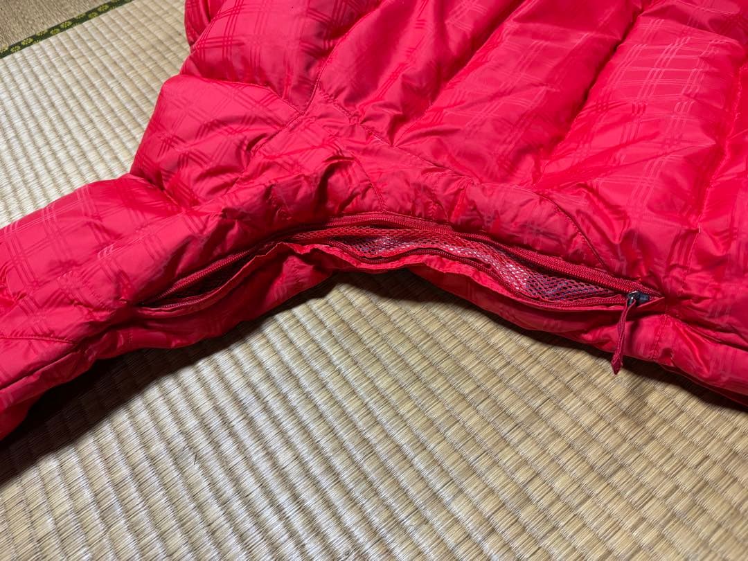 Burtonスノーボードウエア　ダウン