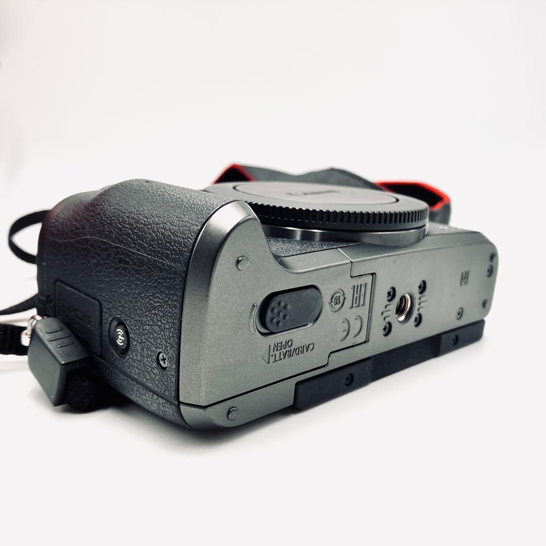 Canon EOS M6 15-45mmレンズキット