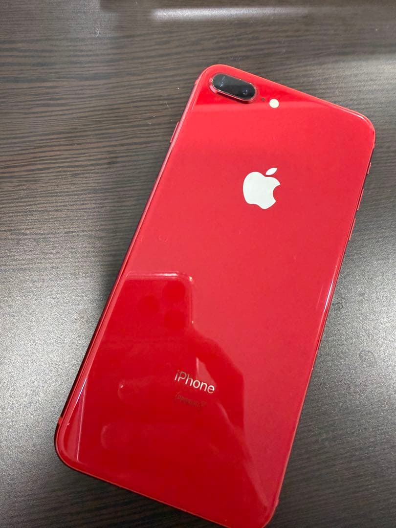 Apple iPhone 8 Plus レッド