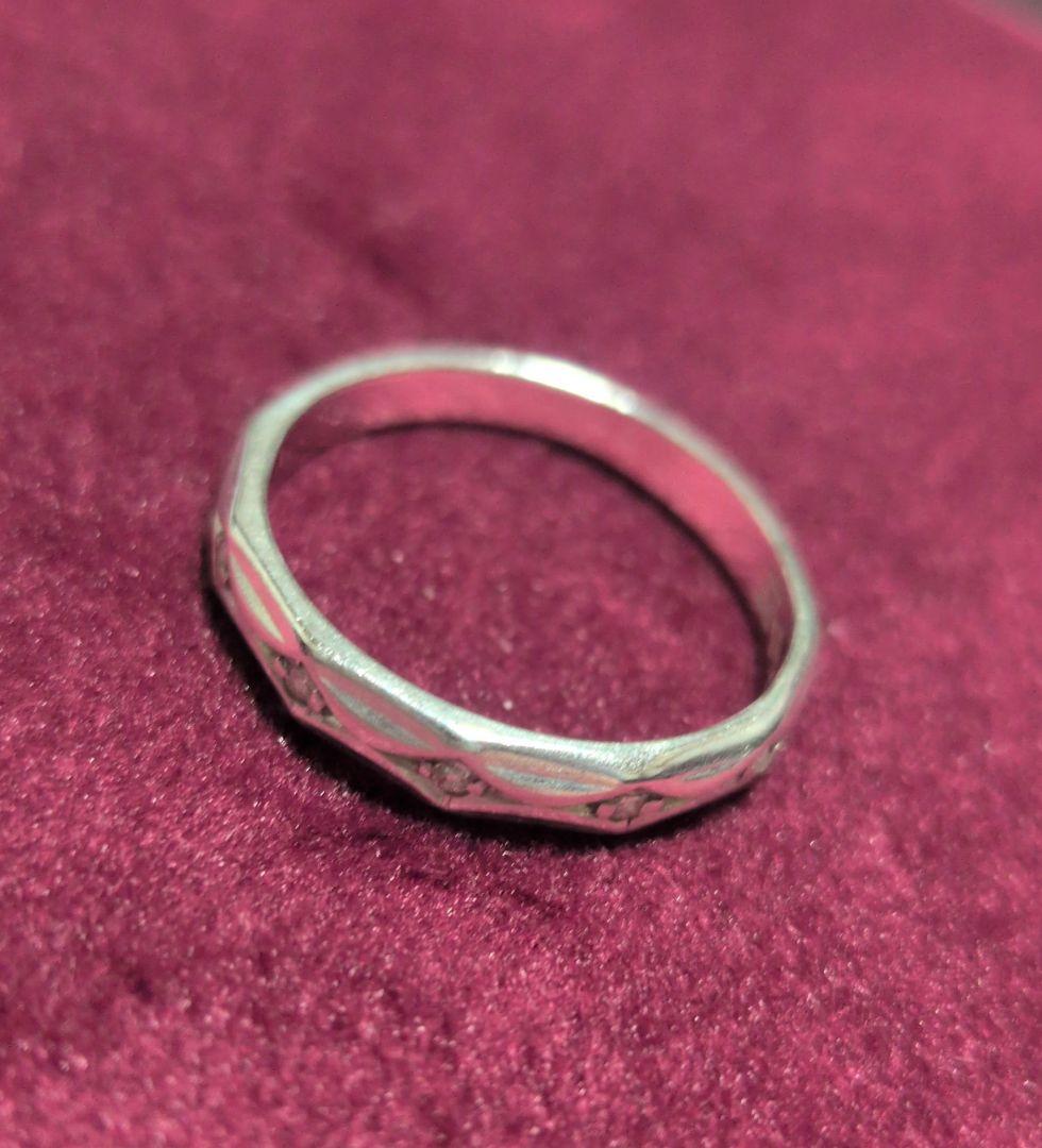 Pt900 ダイヤモンド付きリング 8号