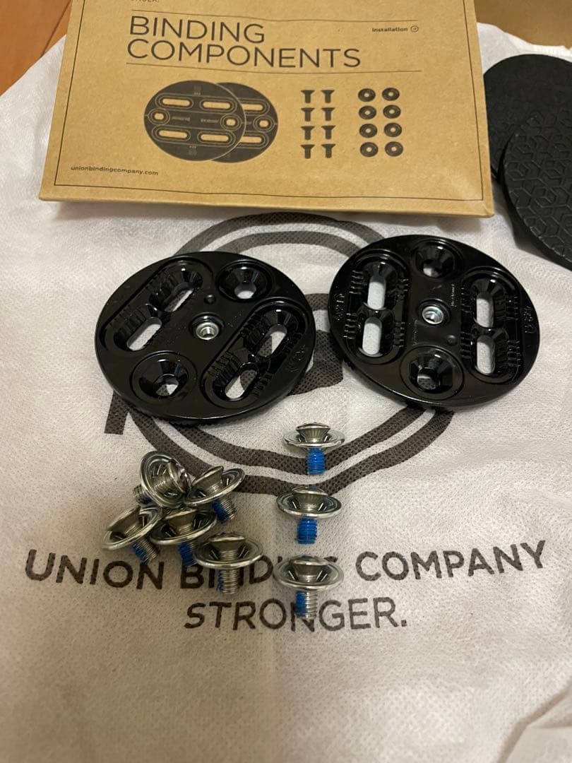 UNION STRATA 23-24 M ユニオン　ビンディング　サイズM