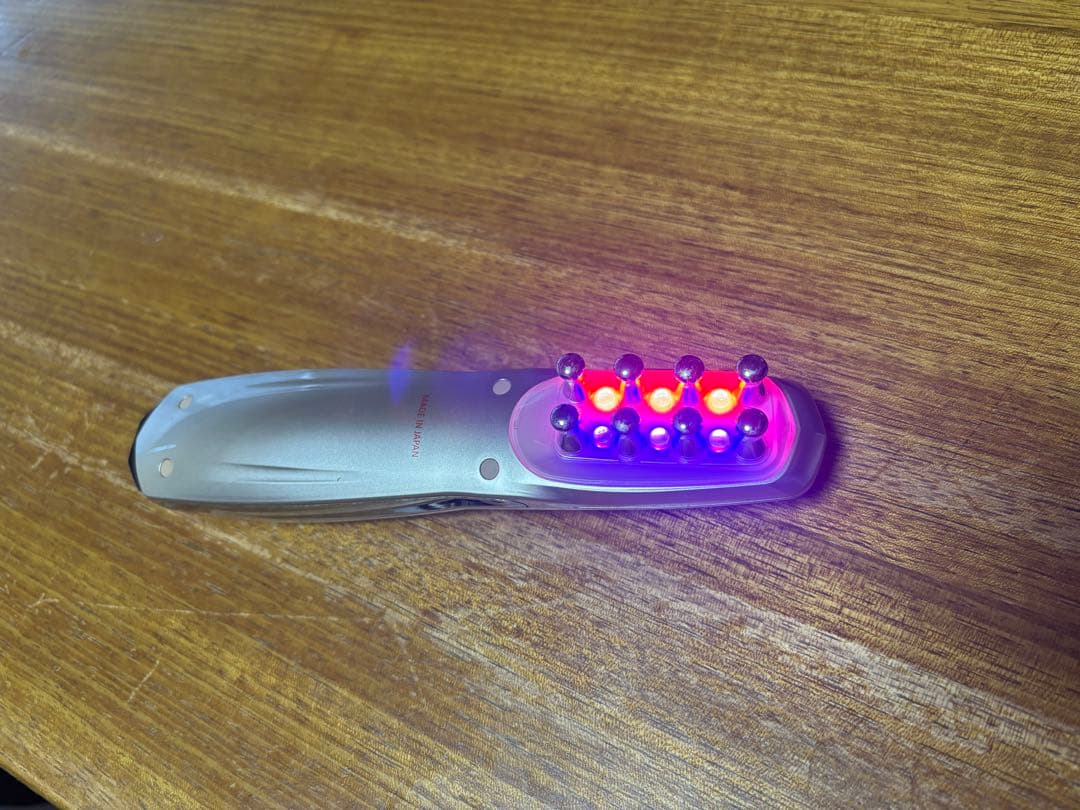 アデランスのヘアリプロZ、プレミアム　シャンパンゴールド