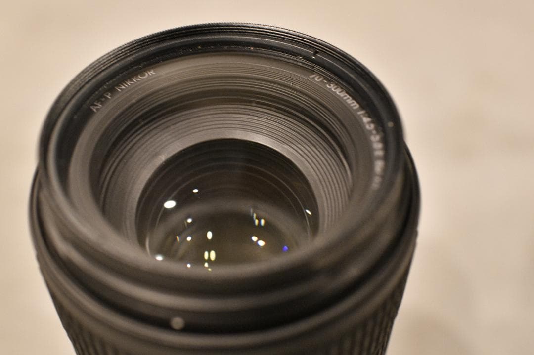 美品　AF-P NIKKOR 70-300mm f/4.5-5.6E ED VR