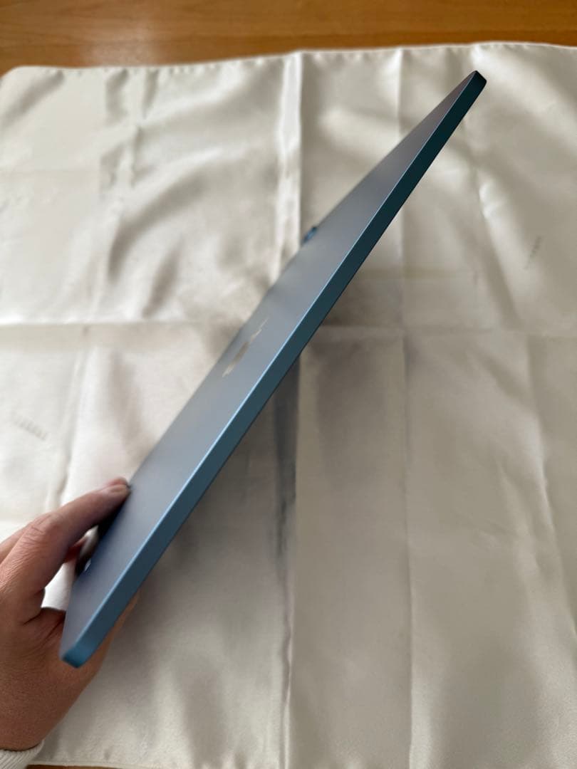 iPad Air (第5世代) 256GB ブルー バッテリー容量100%！