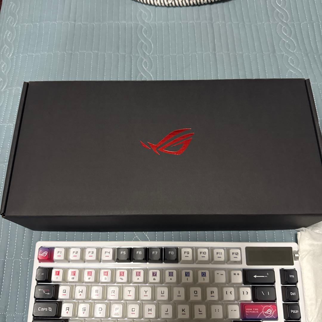ASUS ROG AZOTH X ワイヤレスゲーミングキーボード