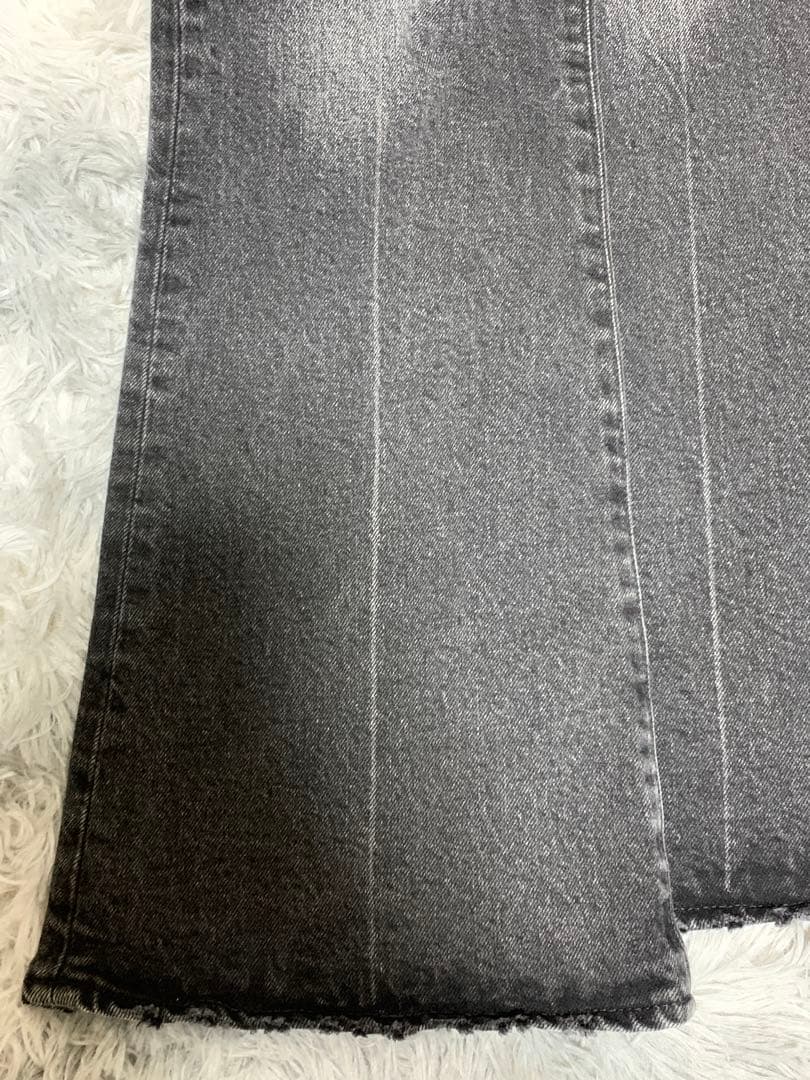 [ぱこ]MVS BLACK FLARE moussy