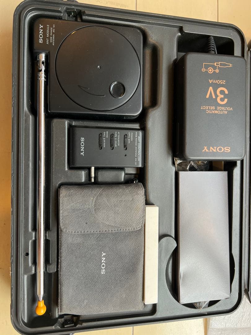 USED★SONY ICF-SW1 FM/AM短波ラジオ専用ケース付 激安送料込