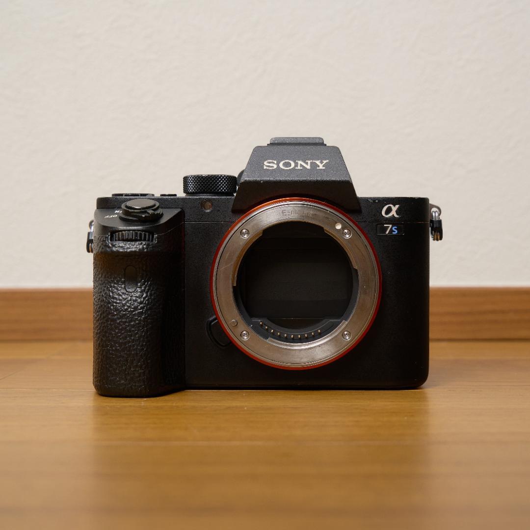 【すし】SONY α7S II 本体 バッテリー・充電器付き