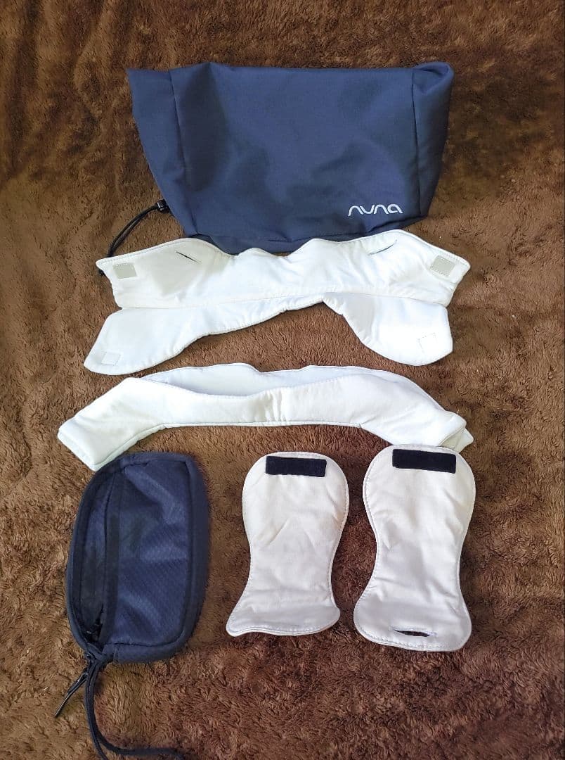 【美品・限定色】NUNA Cudl clik キャビア マグネット式 抱っこ紐