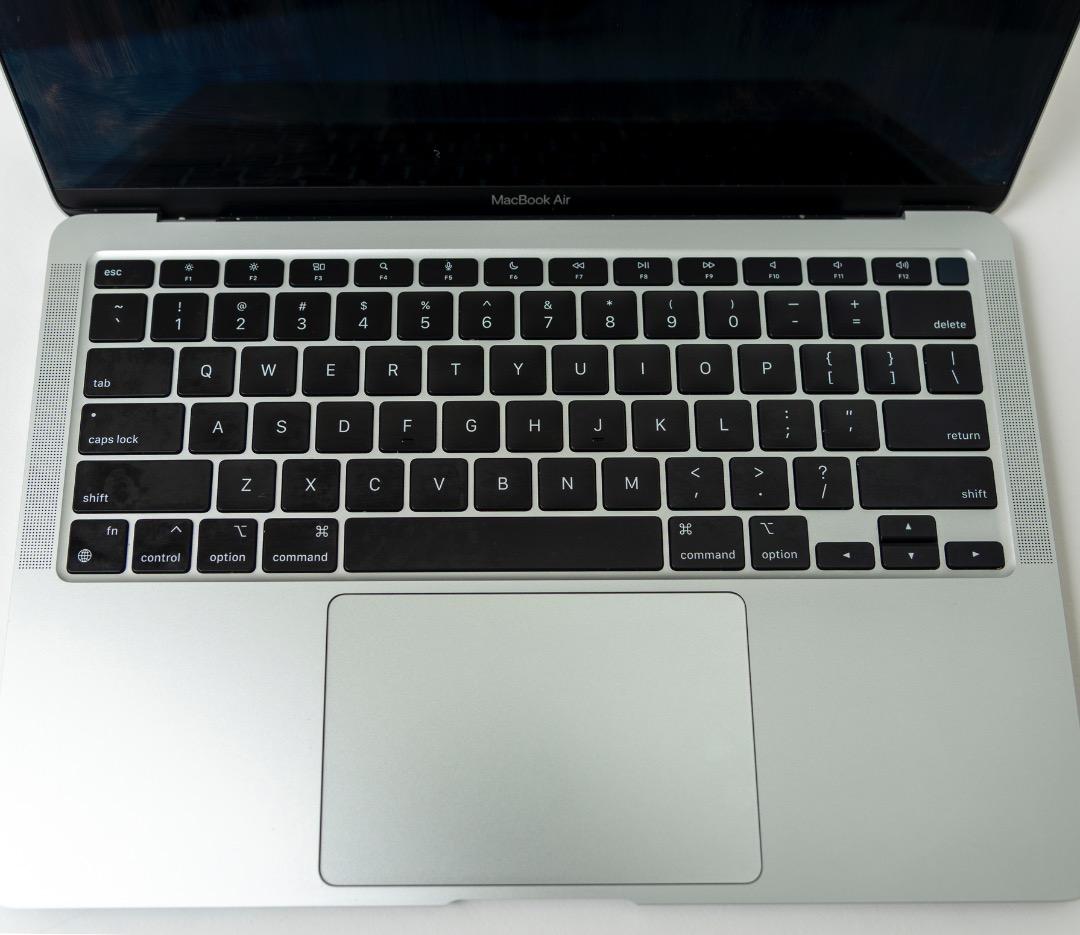 Apple Mac book M1 Air 2020 256GB 本体箱付