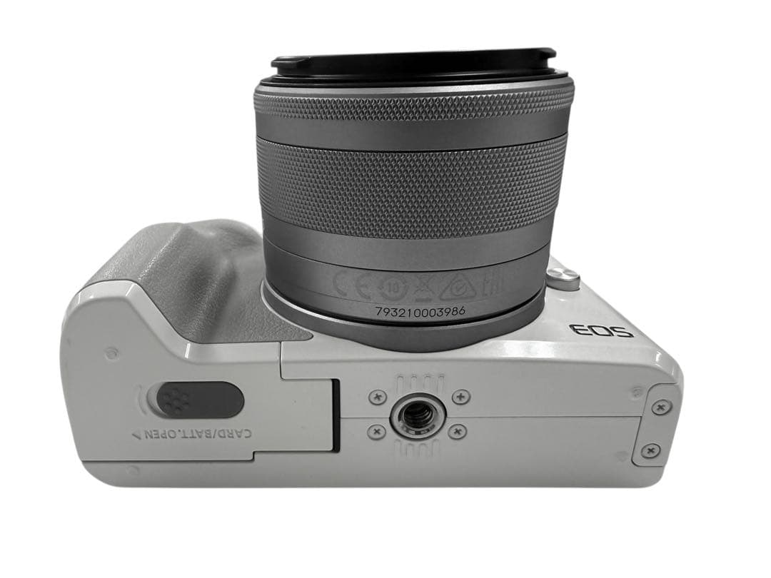 美品 完動品！Canon EOS Kiss M ホワイトEF-M 15-45mm