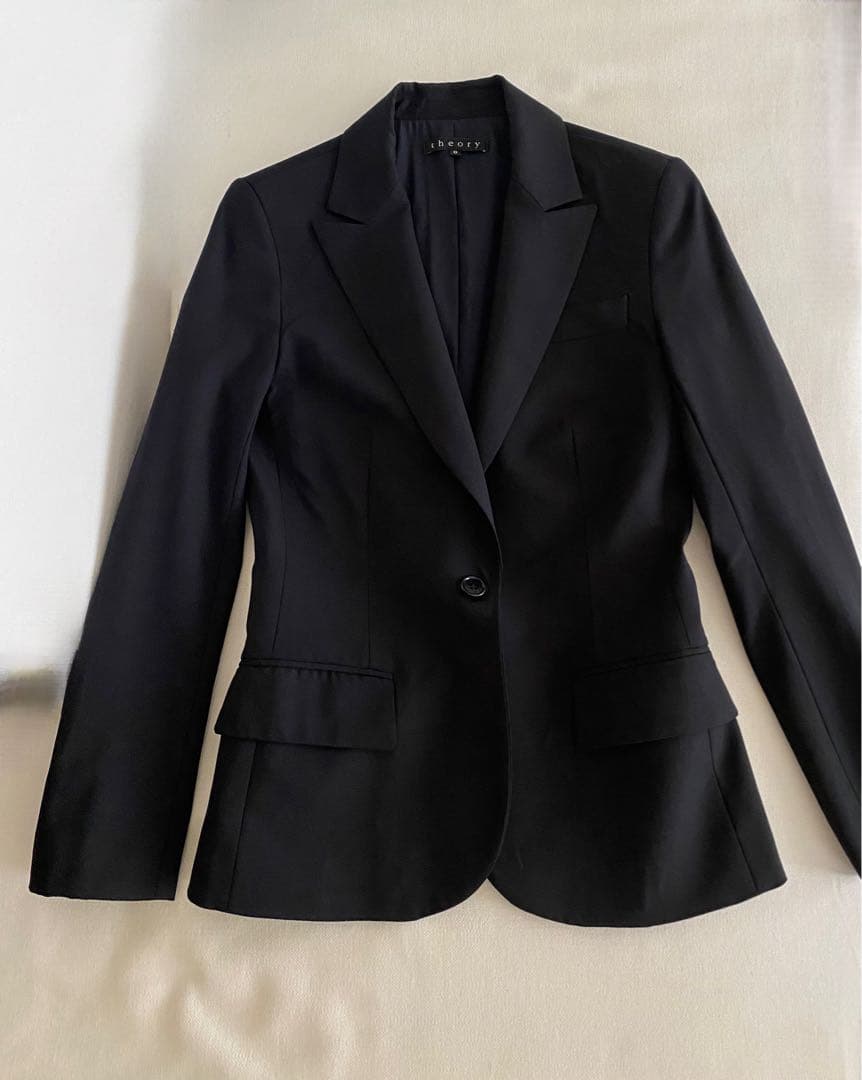 美品 セオリー ネイビーブルー パンツスーツ XS