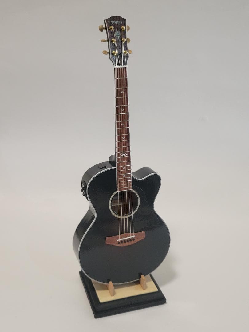 TEN　YAMAHA CPX900 MB　ミニチュアギター模型