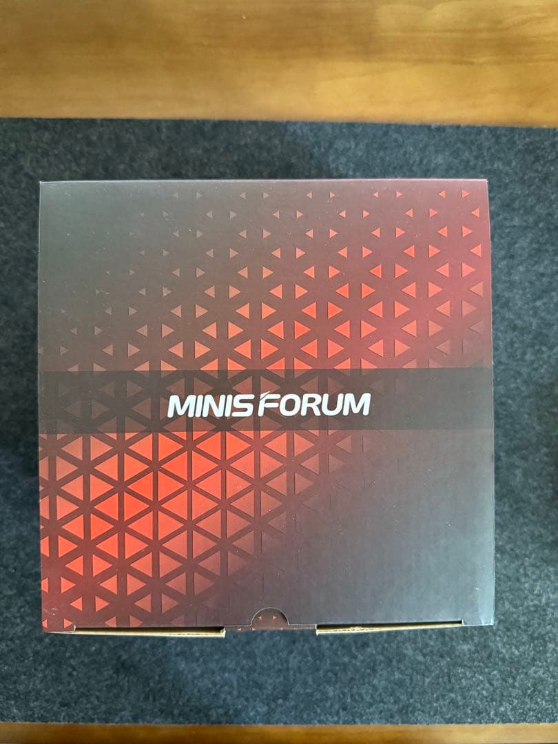 ミニPC MINISFORUM UM690S AMD Ryzen9 6900HX 32GB