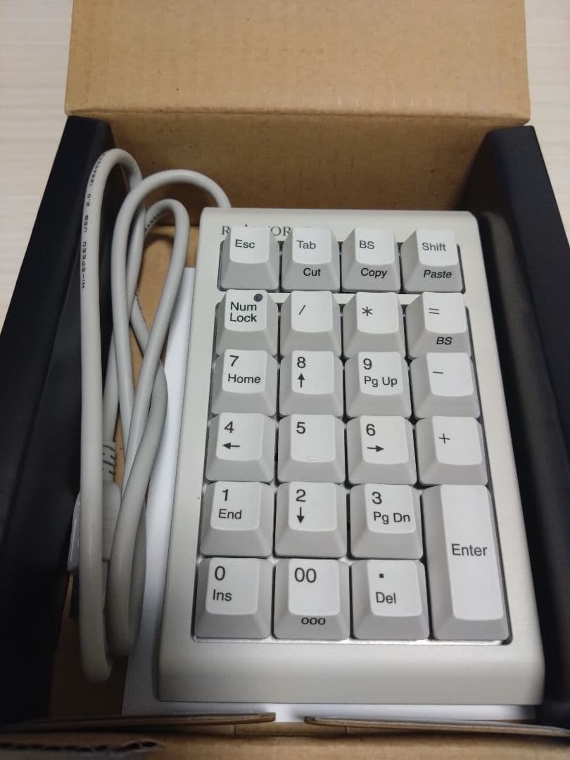 REALFORCE 23U テンキー ホワイト　Topre