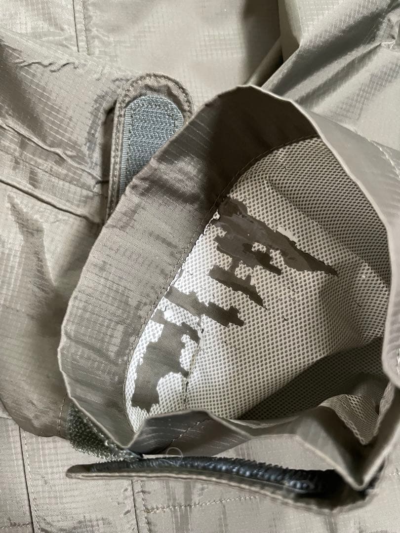 パタゴニア　H2NO ナイロンジャケット カーキ　MARS Mサイズ